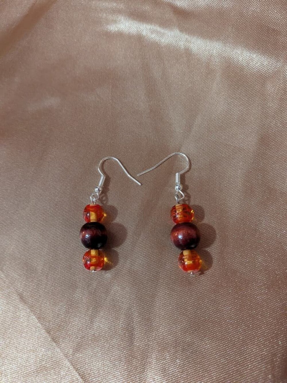 beaded bracelet and earrings - Picture 3 of 3